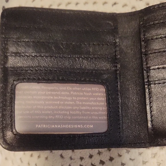 Patricia Nash Black Leather Key & Card Holder with Decorative Detail - Picture 5 of 6